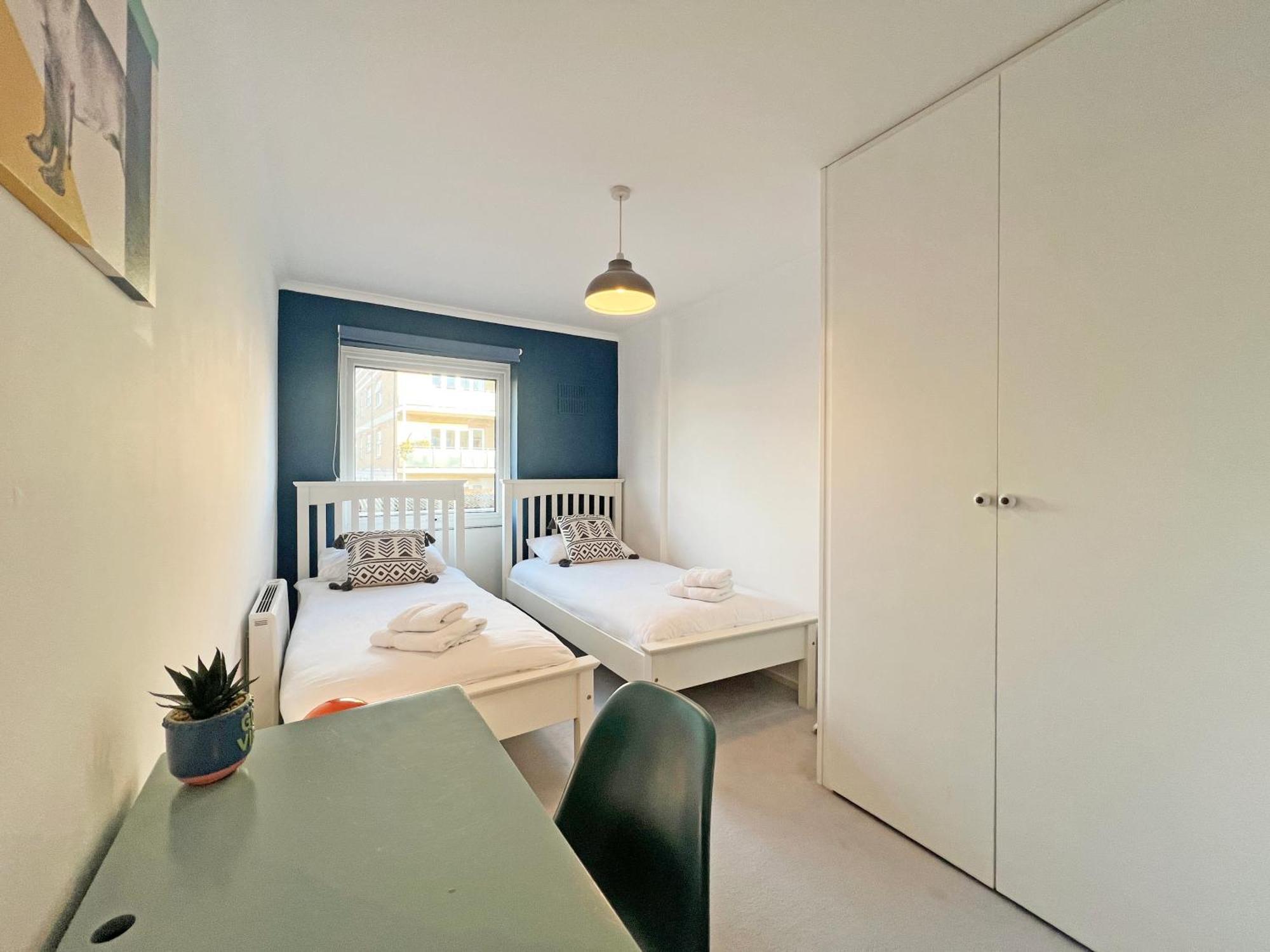 Beautiful 2 Bed, Perfect Location, 5 Mins Walk To Centre, Free Parking, Legoland, Ascot Apartamento Windsor